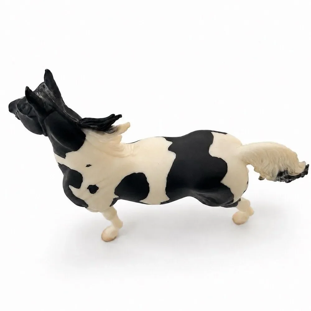 Breyer #1141 Standing Saddlebred Stallion Black White Traditional Horse